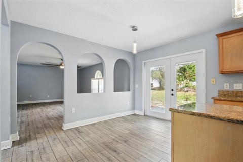 House in DeLand, Florida 5 bedrooms, 207.08 sq.m. № 1661785 - photo 7