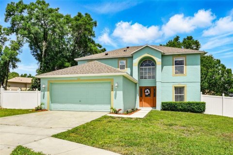 House in DeLand, Florida 5 bedrooms, 207.08 sq.m. № 1661785 - photo 2
