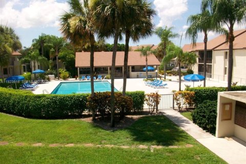 Copropriété à louer à Margate, Floride: 2 chambres, 78.97 m2 № 1982142 - photo 4