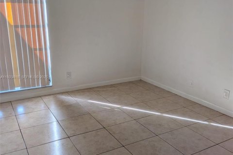 Condominio en alquiler en Margate, Florida, 2 dormitorios, 78.97 m2 № 1982142 - foto 20