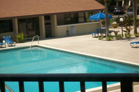 Copropriété à louer à Margate, Floride: 2 chambres, 78.97 m2 № 1982142 - photo 5