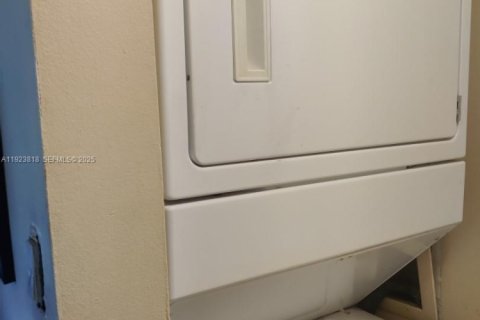 Copropriété à louer à Margate, Floride: 2 chambres, 78.97 m2 № 1982142 - photo 17