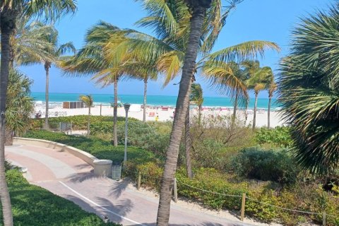 Снять в аренду кондоминиум в Майами-Бич, Флорида 49.24м2, № 1821938 - фото 18