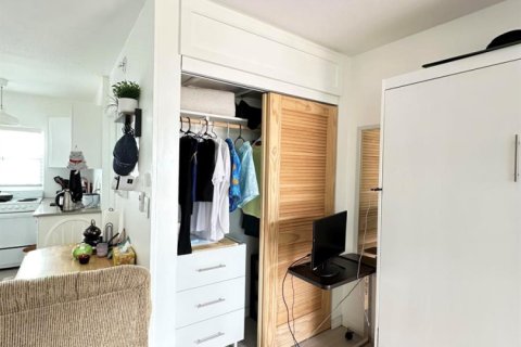 Copropriété à louer à Lauderdale-by-the-Sea, Floride: 1 chambre, 35.12 m2 № 2414643 - photo 18