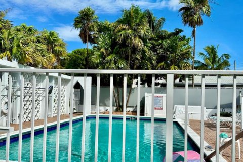 Copropriété à louer à Lauderdale-by-the-Sea, Floride: 1 chambre, 35.12 m2 № 2414643 - photo 11