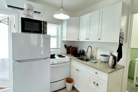 Copropriété à louer à Lauderdale-by-the-Sea, Floride: 1 chambre, 35.12 m2 № 2414643 - photo 24