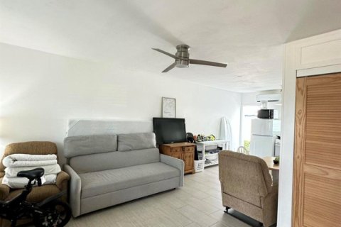 Copropriété à louer à Lauderdale-by-the-Sea, Floride: 1 chambre, 35.12 m2 № 2414643 - photo 8