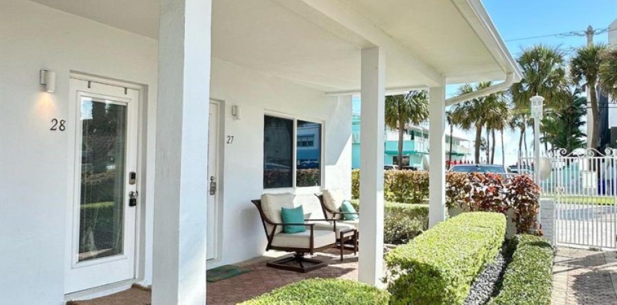 Condo à Lauderdale-by-the-Sea, Floride, 1 chambre № 2414643