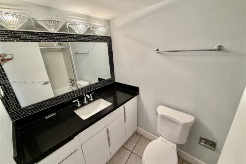 Copropriété à louer à Miami Beach, Floride: 62.99 m2 № 1889123 - photo 8