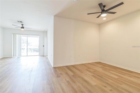 Casa en alquiler en Naples, Florida, 2 dormitorios, 126.35 m2 № 1615686 - foto 13