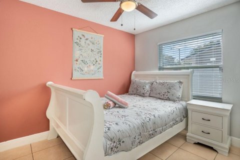 House in Kissimmee, Florida 3 bedrooms, 118.17 sq.m. № 1778006 - photo 20