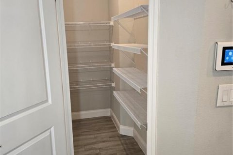 Villa ou maison à louer à Kissimmee, Floride: 3 chambres, 158.68 m2 № 2096791 - photo 6