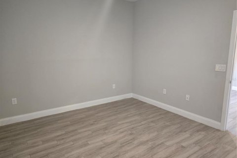 Villa ou maison à louer à Kissimmee, Floride: 3 chambres, 158.68 m2 № 2096791 - photo 16