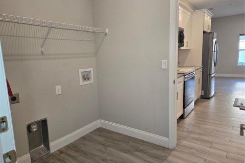 Villa ou maison à louer à Kissimmee, Floride: 3 chambres, 158.68 m2 № 2096791 - photo 11