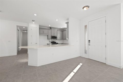 Купить виллу или дом в Лейквуд Ранч, Флорида 4 комнаты, 178.37м2, № 2429184 - фото 11