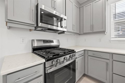 Купить виллу или дом в Лейквуд Ранч, Флорида 4 комнаты, 178.37м2, № 2429184 - фото 15
