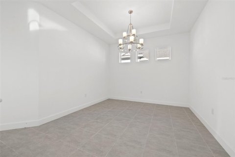 Купить виллу или дом в Лейквуд Ранч, Флорида 4 комнаты, 178.37м2, № 2429184 - фото 18