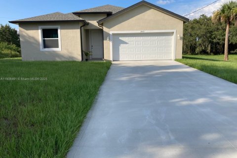 Снять в аренду виллу или дом в Лабель, Флорида 2 спальни, № 1967923 - фото 1