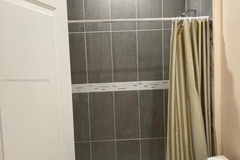 Снять в аренду виллу или дом в Лабель, Флорида 2 спальни, № 1967923 - фото 5