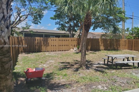 Casa en alquiler en Deerfield Beach, Florida, 3 dormitorios, 98.1 m2 № 2050213 - foto 16