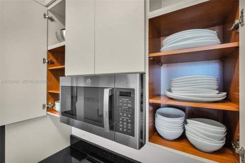Copropriété à louer à Aventura, Floride: 2 chambres, 98.2 m2 № 2432944 - photo 20