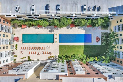 Copropriété à louer à Aventura, Floride: 2 chambres, 98.2 m2 № 2432944 - photo 7