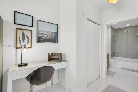 Copropriété à louer à Aventura, Floride: 2 chambres, 98.2 m2 № 2432944 - photo 29