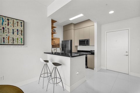 Copropriété à louer à Aventura, Floride: 2 chambres, 98.2 m2 № 2432944 - photo 22