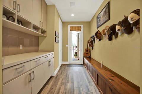 Casa en venta en Land O' Lakes, Florida, 5 dormitorios, 418.99 m2 № 1673947 - foto 25
