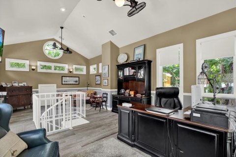 Casa en venta en Land O' Lakes, Florida, 5 dormitorios, 418.99 m2 № 1673947 - foto 23