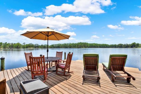 Casa en venta en Land O' Lakes, Florida, 5 dormitorios, 418.99 m2 № 1673947 - foto 3