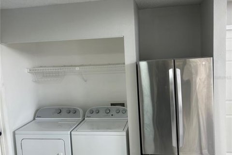 Condo in Tampa, Florida, 2 bedrooms  № 1719595 - photo 10