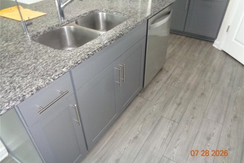 Casa en alquiler en DeLand, Florida, 3 dormitorios, 153.29 m2 № 2280021 - foto 16