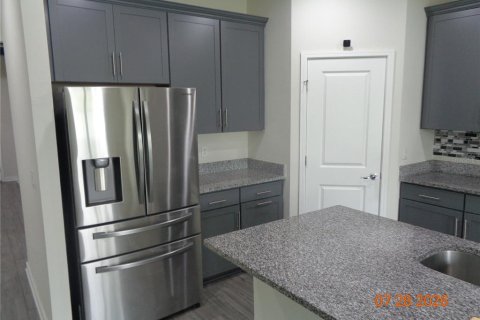 Casa en alquiler en DeLand, Florida, 3 dormitorios, 153.29 m2 № 2280021 - foto 14