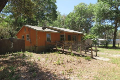 Casa en East Palatka, Florida 3 dormitorios, 107.02 m2 № 2131409