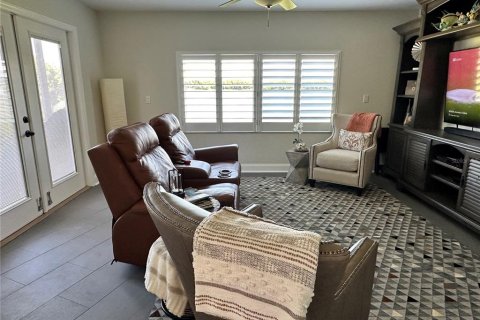 House in Polk City, Florida 1 bedroom, 108.88 sq.m. № 1906000 - photo 21