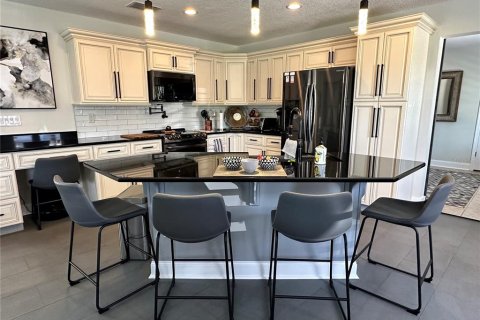 House in Polk City, Florida 1 bedroom, 108.88 sq.m. № 1906000 - photo 6