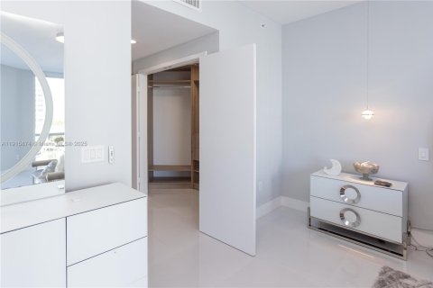 Copropriété à vendre à North Miami Beach, Floride: 2 chambres, 168.8 m2 № 1971016 - photo 7