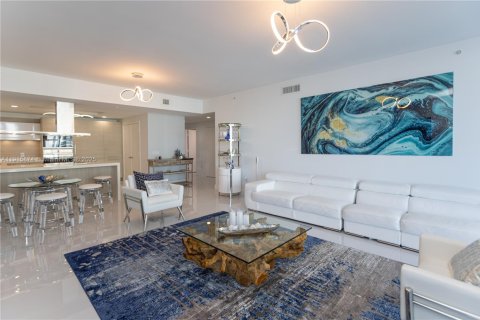 Copropriété à vendre à North Miami Beach, Floride: 2 chambres, 168.8 m2 № 1971016 - photo 20