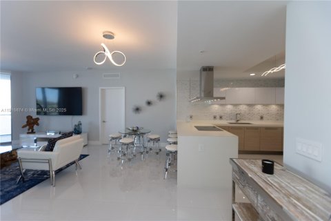 Copropriété à vendre à North Miami Beach, Floride: 2 chambres, 168.8 m2 № 1971016 - photo 27