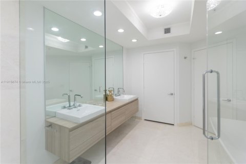 Copropriété à vendre à North Miami Beach, Floride: 2 chambres, 168.8 m2 № 1971016 - photo 10