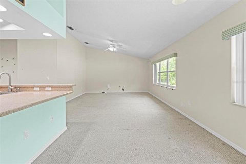 Villa ou maison à vendre à Spring Hill, Floride: 3 chambres, 216 m2 № 1883547 - photo 17