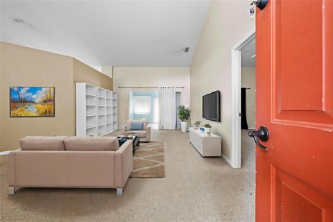 Villa ou maison à vendre à Spring Hill, Floride: 3 chambres, 216 m2 № 1883547 - photo 5
