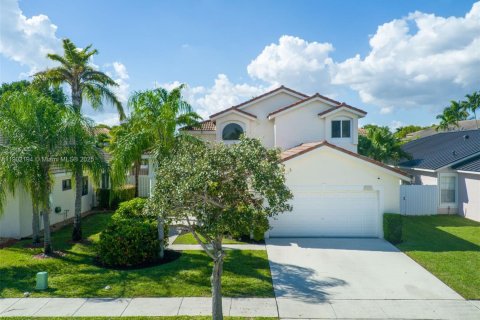 Casa en venta en Pembroke Pines, Florida, 4 dormitorios, 209.49 m2 № 1966184 - foto 5