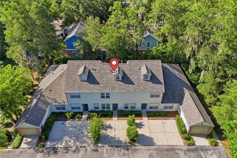 Townhouse in Gainesville, Florida 2 bedrooms, 115.2 sq.m. № 2116853 - photo 24