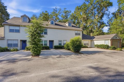 Townhouse in Gainesville, Florida 2 bedrooms, 115.2 sq.m. № 2116853 - photo 3