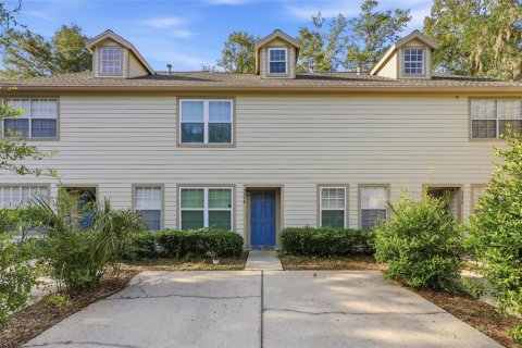 Townhouse in Gainesville, Florida 2 bedrooms, 115.2 sq.m. № 2116853 - photo 2