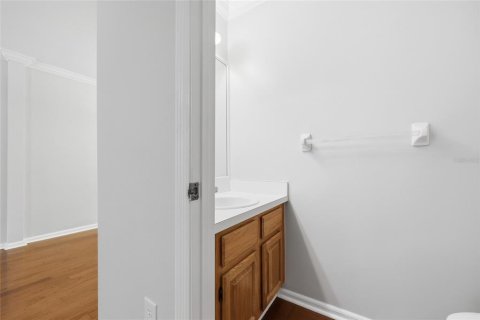 Townhouse in Gainesville, Florida 2 bedrooms, 115.2 sq.m. № 2116853 - photo 13