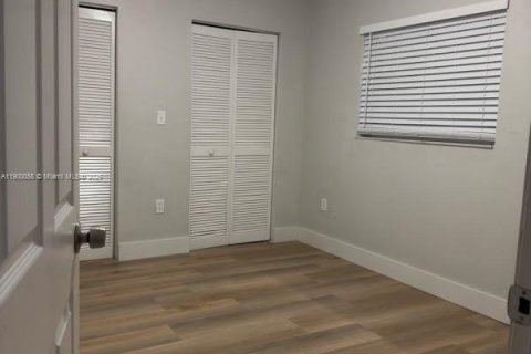 Copropriété à louer à Miami, Floride: 1 chambre, 43.66 m2 № 1963708 - photo 3