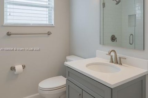 Condo in Miami Beach, Florida, 2 bedrooms  № 1948283 - photo 17